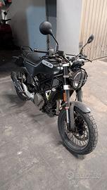 Husqvarna Svartpilen 401