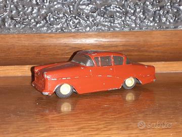 Opel ReKord Gama 1/43