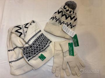 Completo sciarpa, cappello e guanti Benetton