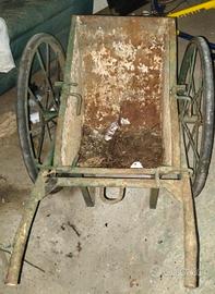 carriola industriale antica