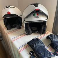 Caschi Agv Leggete bene