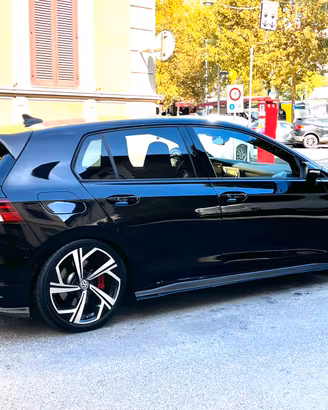 Golf 8 GTI anno 2024  67000 km