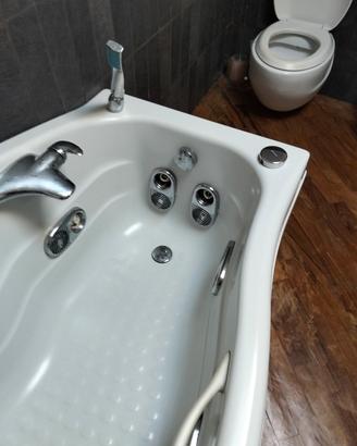  vasca idromassaggio Teuco .