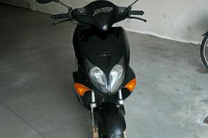 Honda X8R-S 50 – tenuto bene – ideale primo scoote