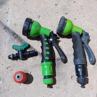 Due Pistole Irrigazione Due Raccordi Tubo Acqua