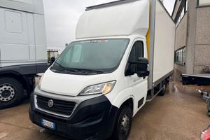 Fiat Ducato Cassonato con sponda retrattile