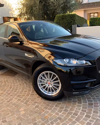 Jaguar F-PACE 2.0 D 180CV