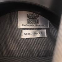 Completo da uomo grigio