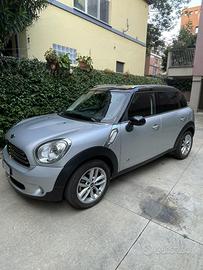 Mini Cooper ALL4 in perfette condizioni