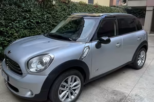 Mini Cooper ALL4 in perfette condizioni