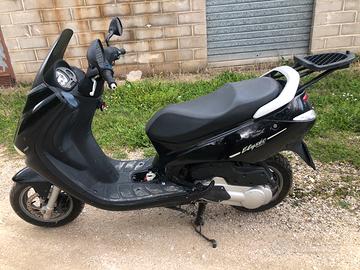 Peugeot elyseo 150 - Moto e Scooter In vendita a Fermo