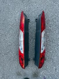 Fanali posteriori Ford Tourneo connect