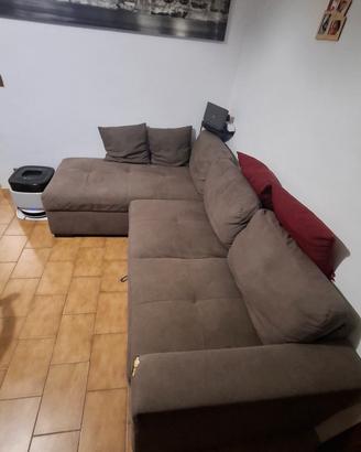 divano letto .set da giardino .panca.