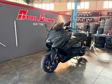Yamaha T Max 560