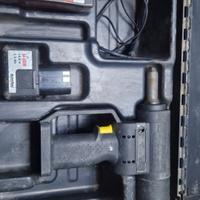 Rivettatrice a batteria whurt