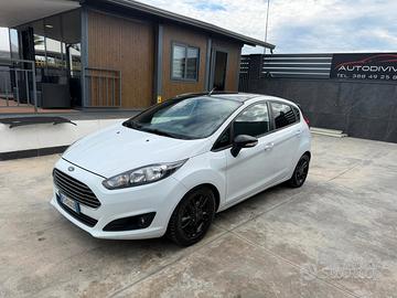 Ford Fiesta 1.5 TDCi 75CV 5 porte Black & White Ed