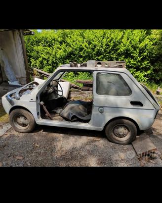 Fiat 126 da restaurare