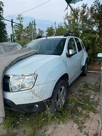Ricambi Dacia Duster 1.6 benzina 2011