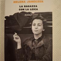 La ragazza con la leica