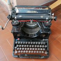 macchina per scrivere olivetti M40