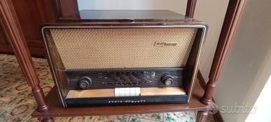 radio con giradischi antica AUGUSTA