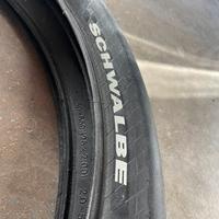 Pneumatici slick 26” Schwalbe