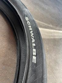 Pneumatici slick 26” Schwalbe