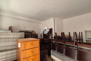 NEGOZIO A SARZANA