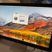Apple computer fisso Mac Pro e monitor Led Cinema