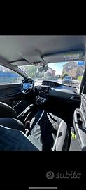 MACCHINA Lancia Ypsilon GPL