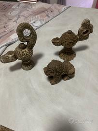 Lanterne e leone in pietra  etnici