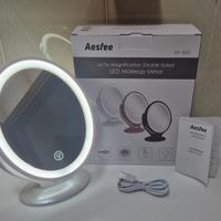 Specchio da trucco con luci LED