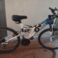 Mountain bike Rockrider Decathlon