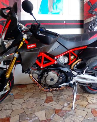 Aprilia Dorsoduro 750 Factory