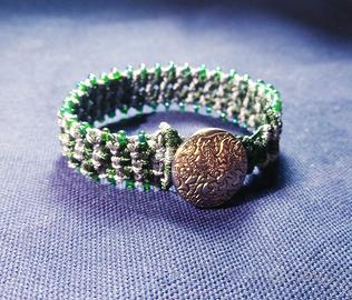 braccialetto artigianale in Macramé