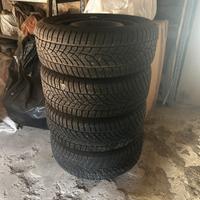 Pneumatico con cerchione 