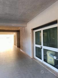 Locale per ufficio Viale Italia 45