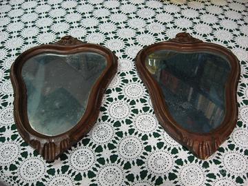 Coppia di specchi antichi