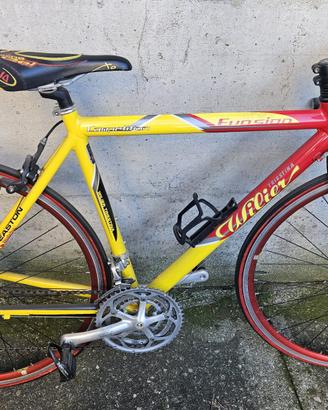 Bicicletta da corsa Wilier Triestina Competition.