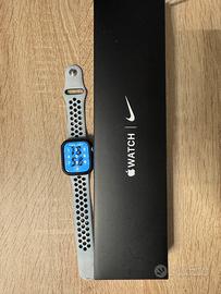 Apple Watch serie 7 nike