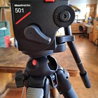 Cavalletto Manfrotto mod. 055 Pro  + testa 501