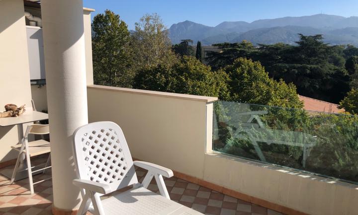 Prestigioso attico semi centro.Classe B Garage