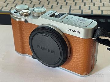 Fujifilm X-A2 – 16,3mpx APS-C – Brown/Silver 