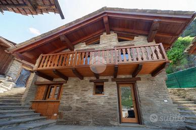 PORZIONE DI BIFAMILIARE A ARVIER