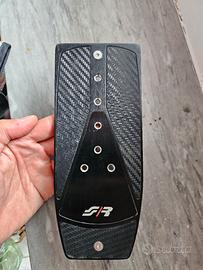 pedana poggiapiede auto