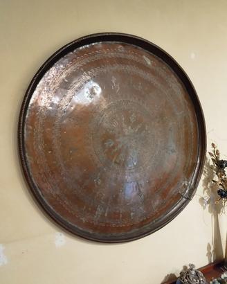 Piatto d’arredamento in rame antiquariato