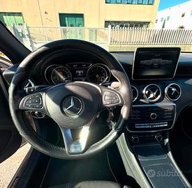 Mercedes Benz Classe A 180 sport activity edition