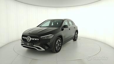 MERCEDES-BENZ GLA 180 d Advanced auto