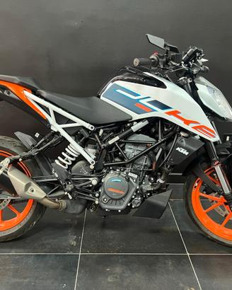 KTM DUKE 125 - ANNO 2023