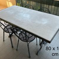 Tavolo marmo + 4 sedie ferro battutto